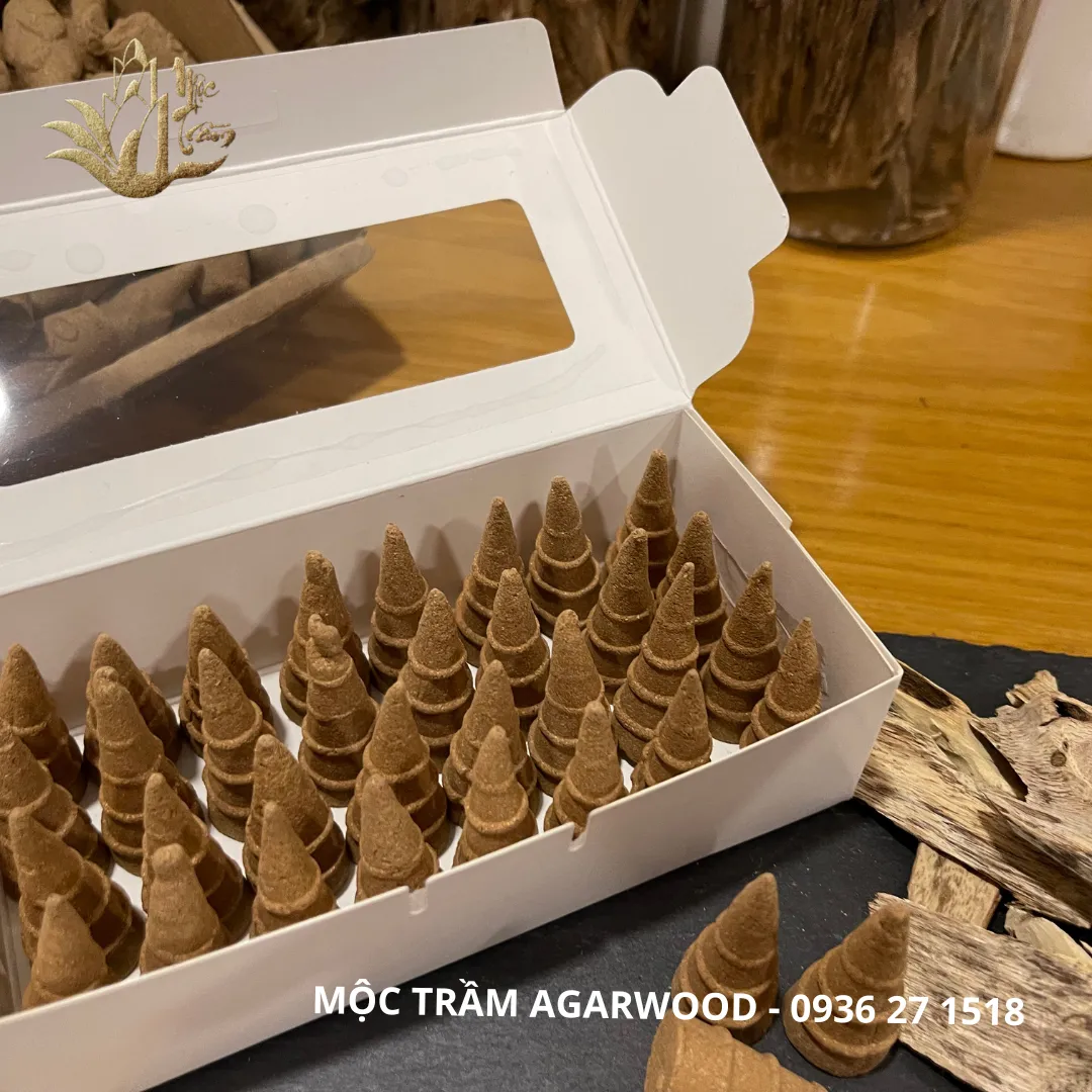 Premium Backflow Agarwood Incense Cones – 100% Natural Vietnamese Oud (32 Cones Box)